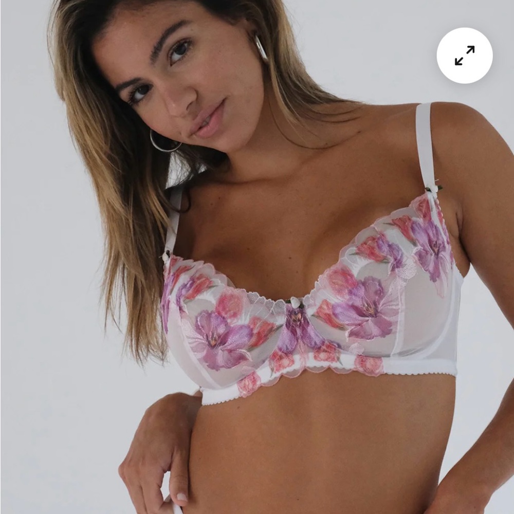 Elegant Floral Lace Bra - White and Pink